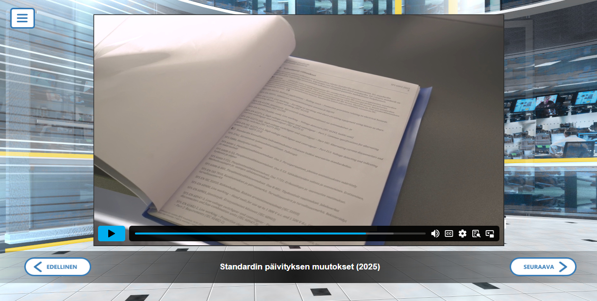 Auki oleva kansio missä tekstiä paperilla, kyseessä SFS 6002 standardi